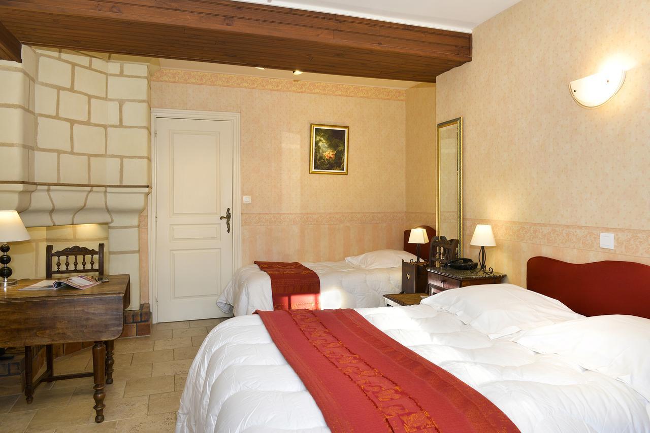Logis Manoir De La Giraudiere Beaumont-en-Véron Zewnętrze zdjęcie